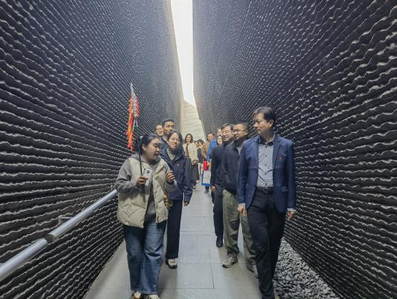 微信图片_2025-11-23_211244_183.png 微信图片_2025-11-23_211244_183.png