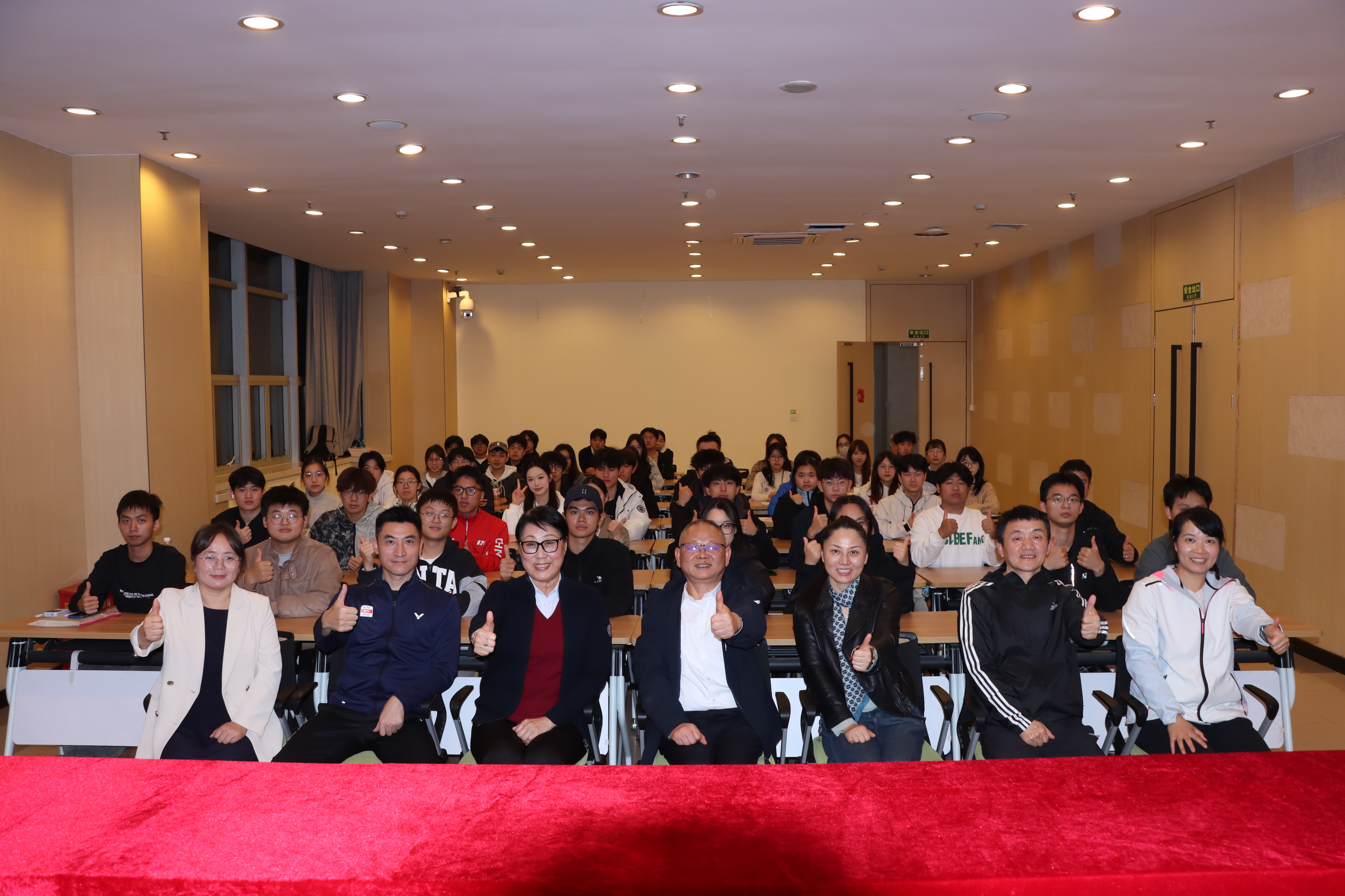 IMG_4074.JPG IMG_4074.JPG