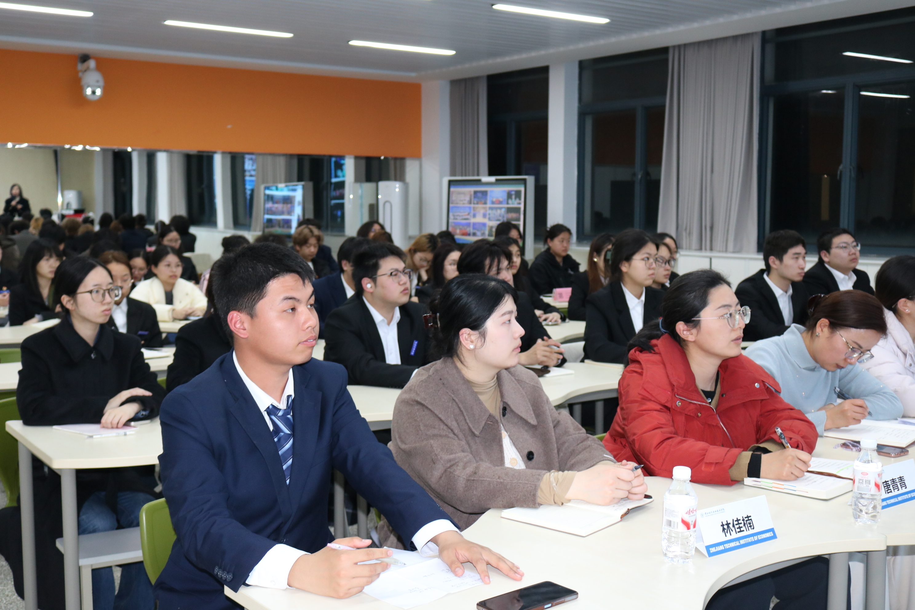 IMG_8598.JPG IMG_8598.JPG