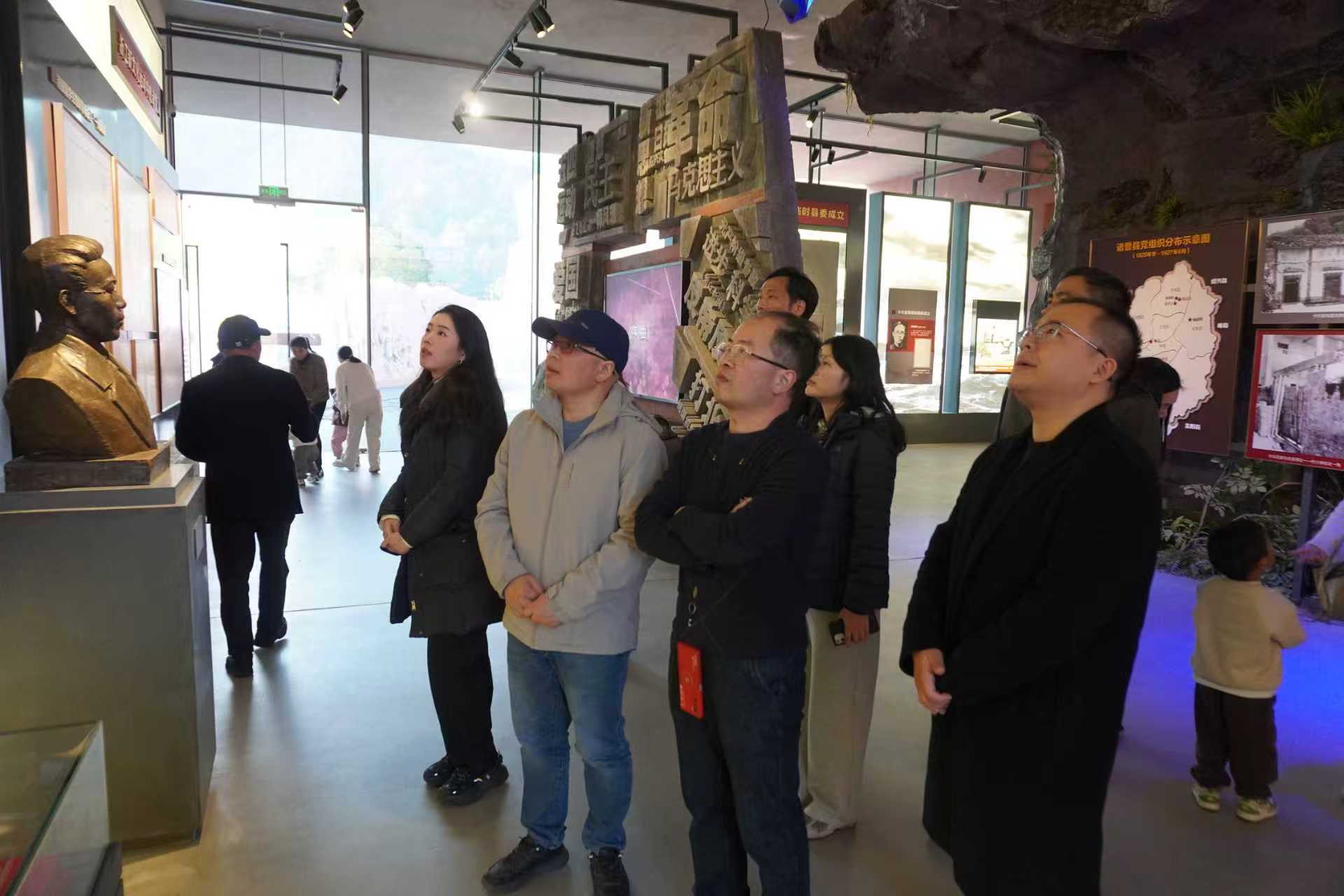 微信图片_20251209110546_62_398.jpg 微信图片_20251209110546_62_398.jpg