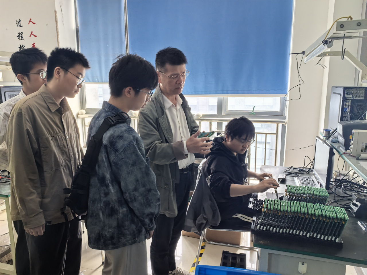 图片4.png 图片4.png