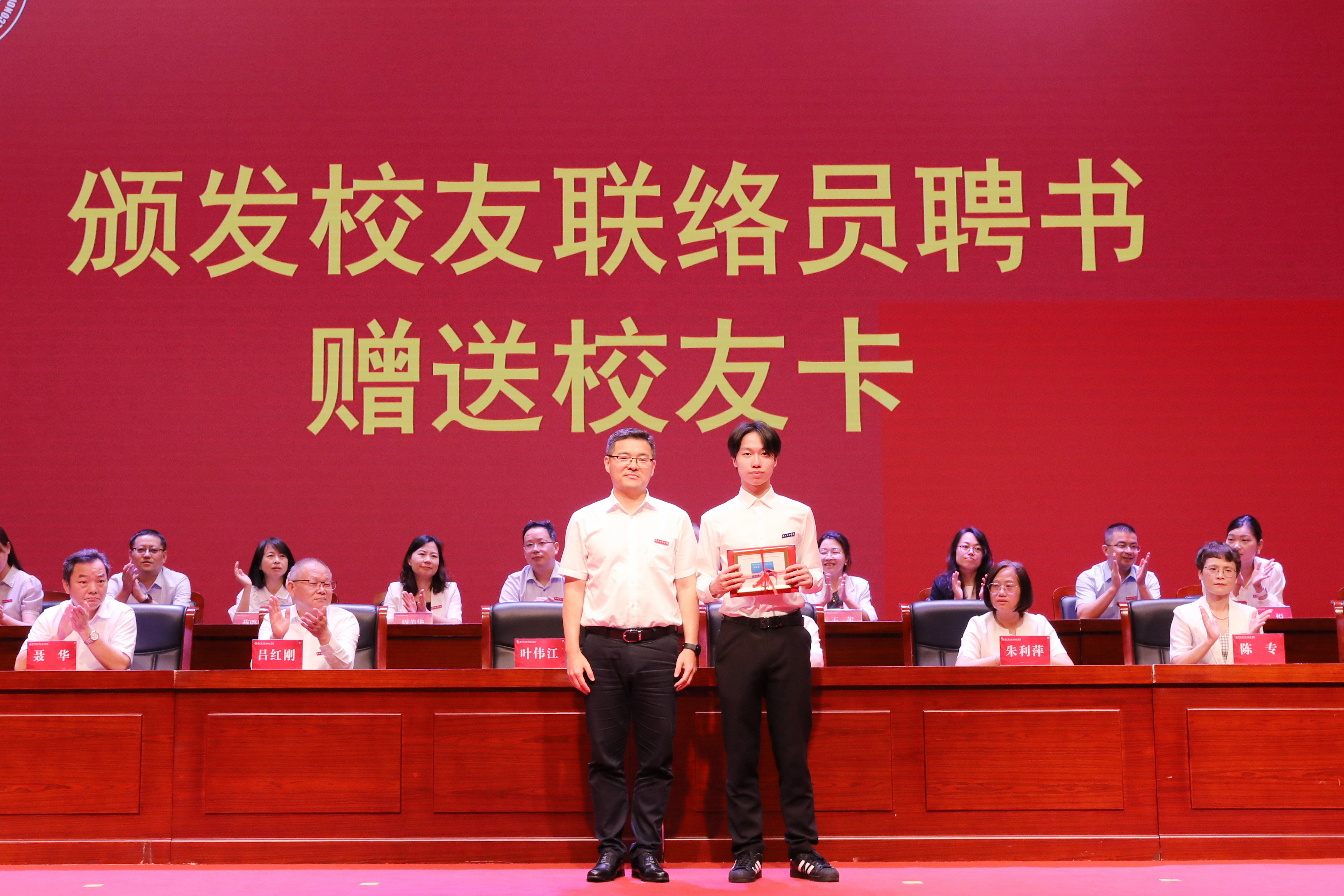 封面(截图过).jpg 封面(截图过).jpg