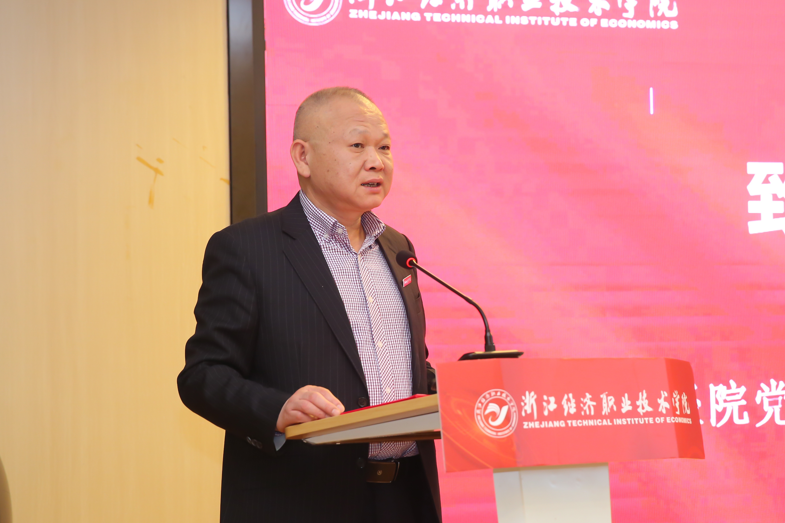 3T8A0529.JPG 3T8A0529.JPG