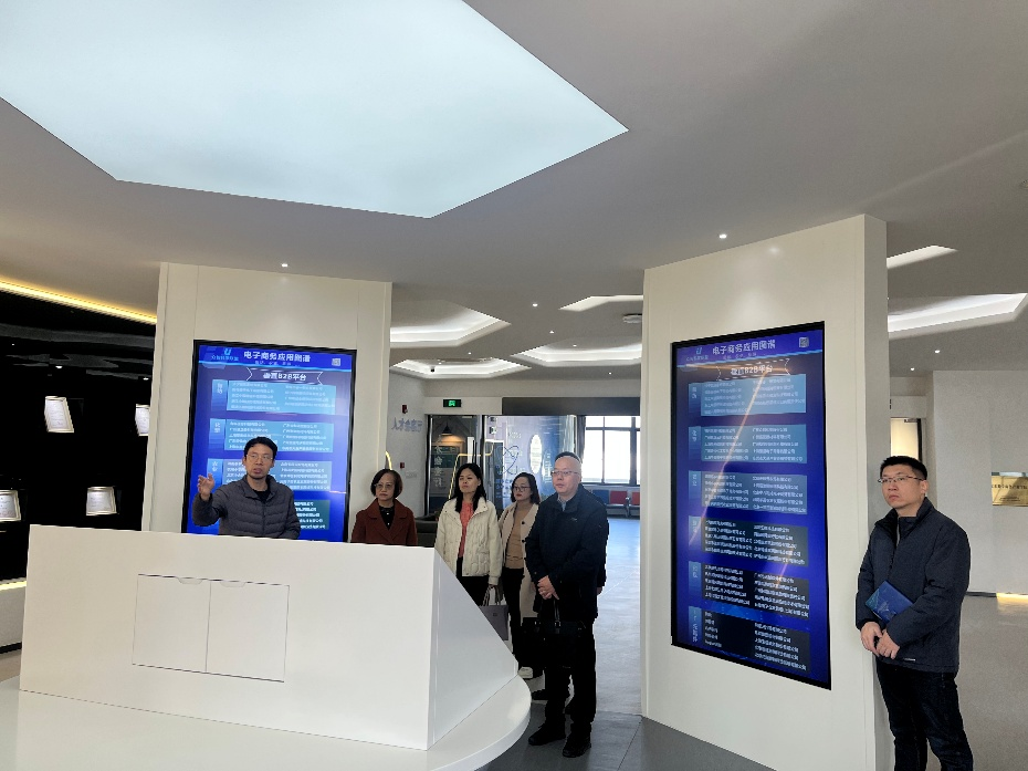 图片2.png 图片2.png